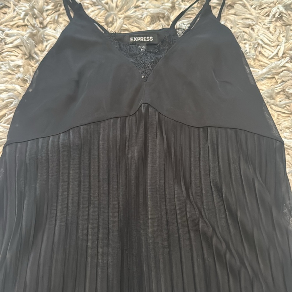 Express top - Picture 2 of 3